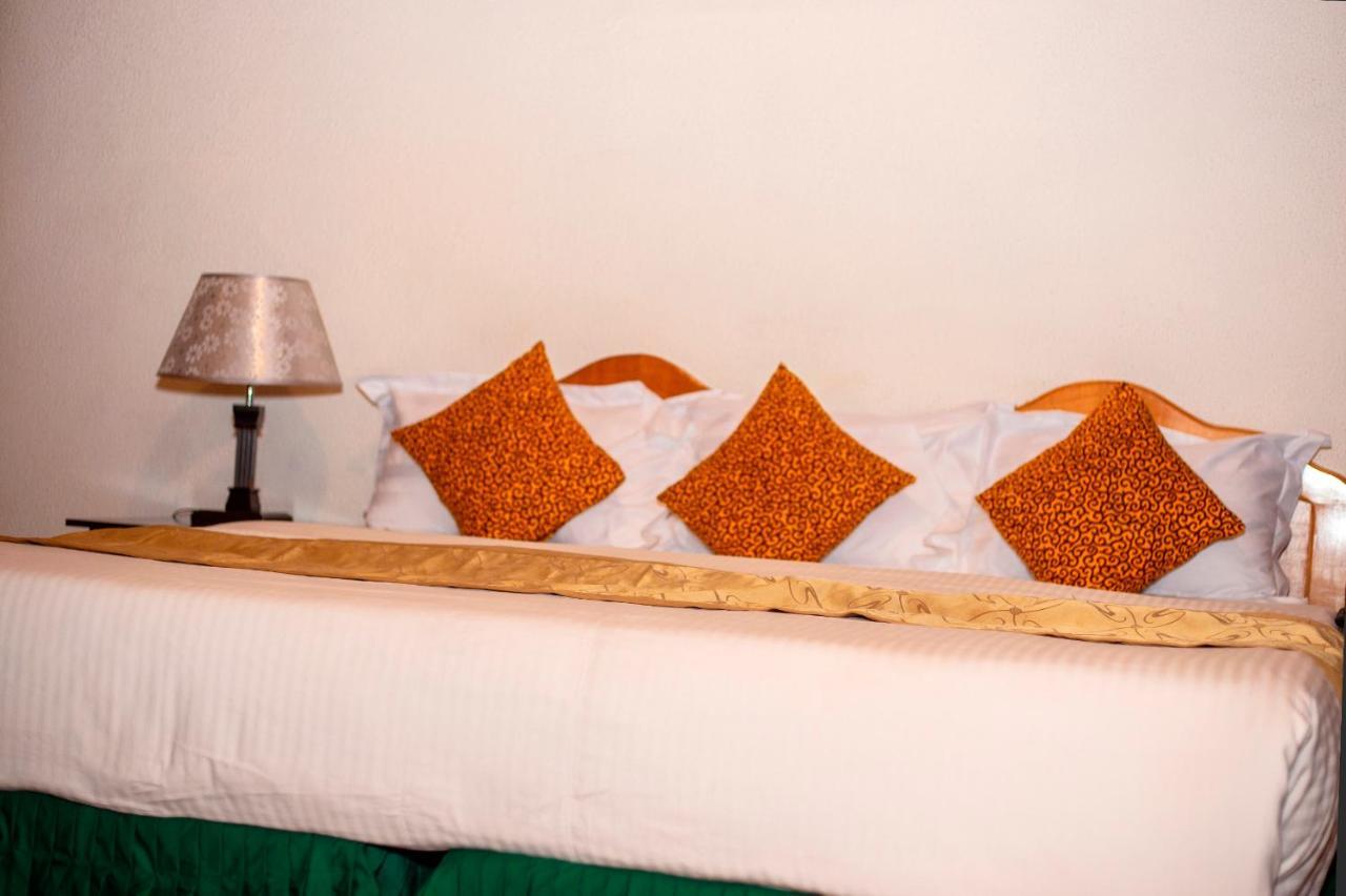 Royal Park Hotel Kumasi Dış mekan fotoğraf