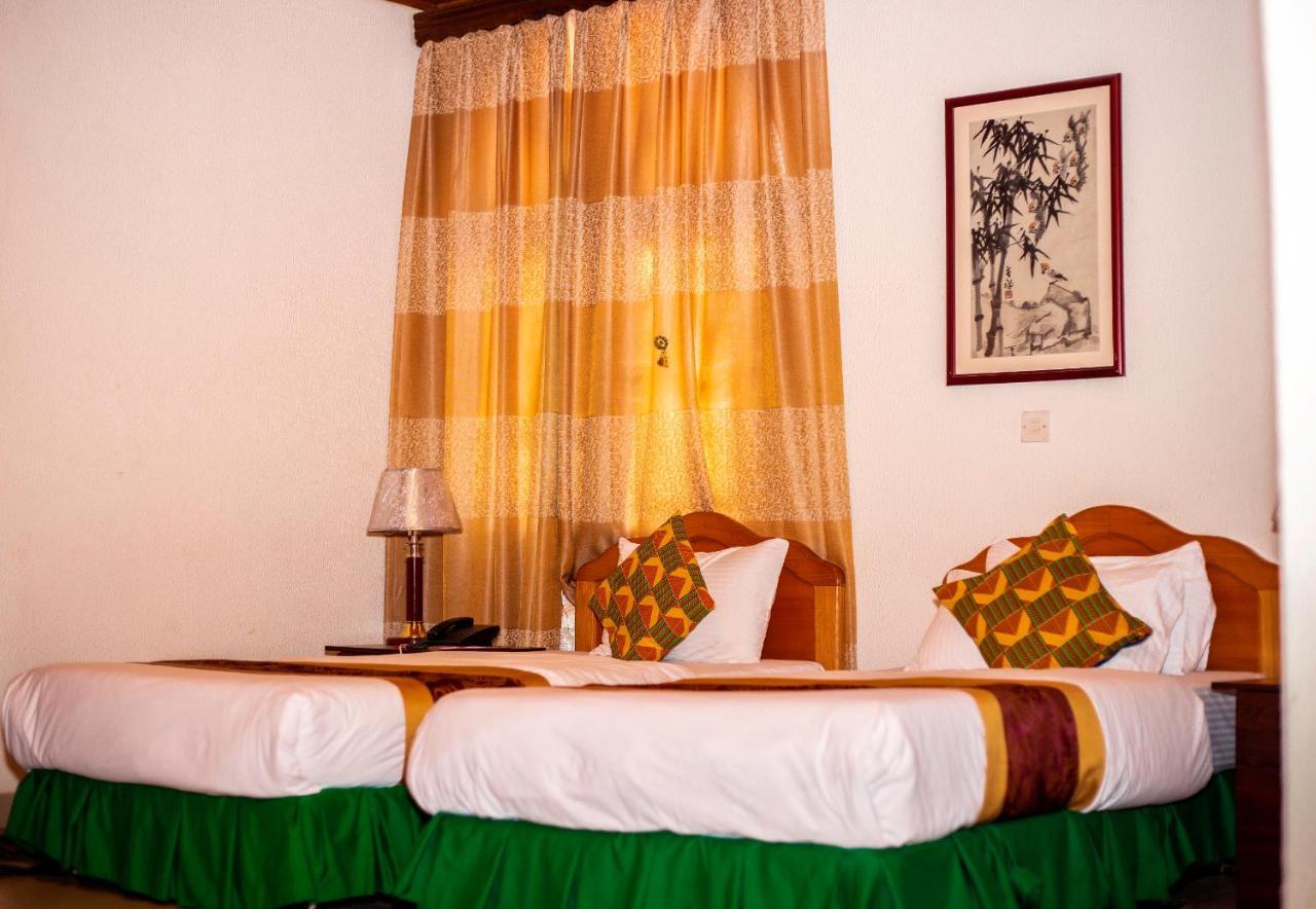 Royal Park Hotel Kumasi Dış mekan fotoğraf