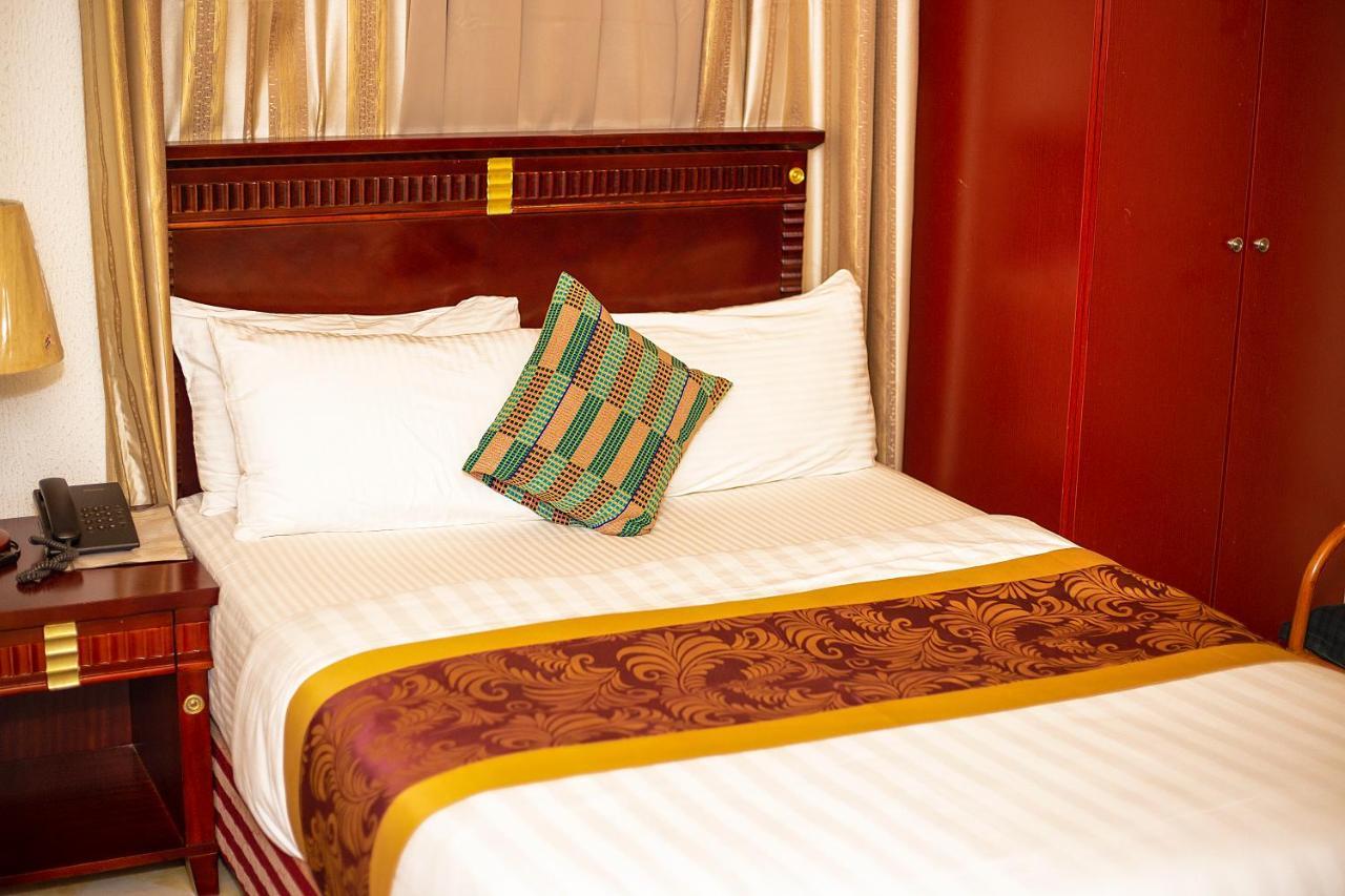 Royal Park Hotel Kumasi Dış mekan fotoğraf